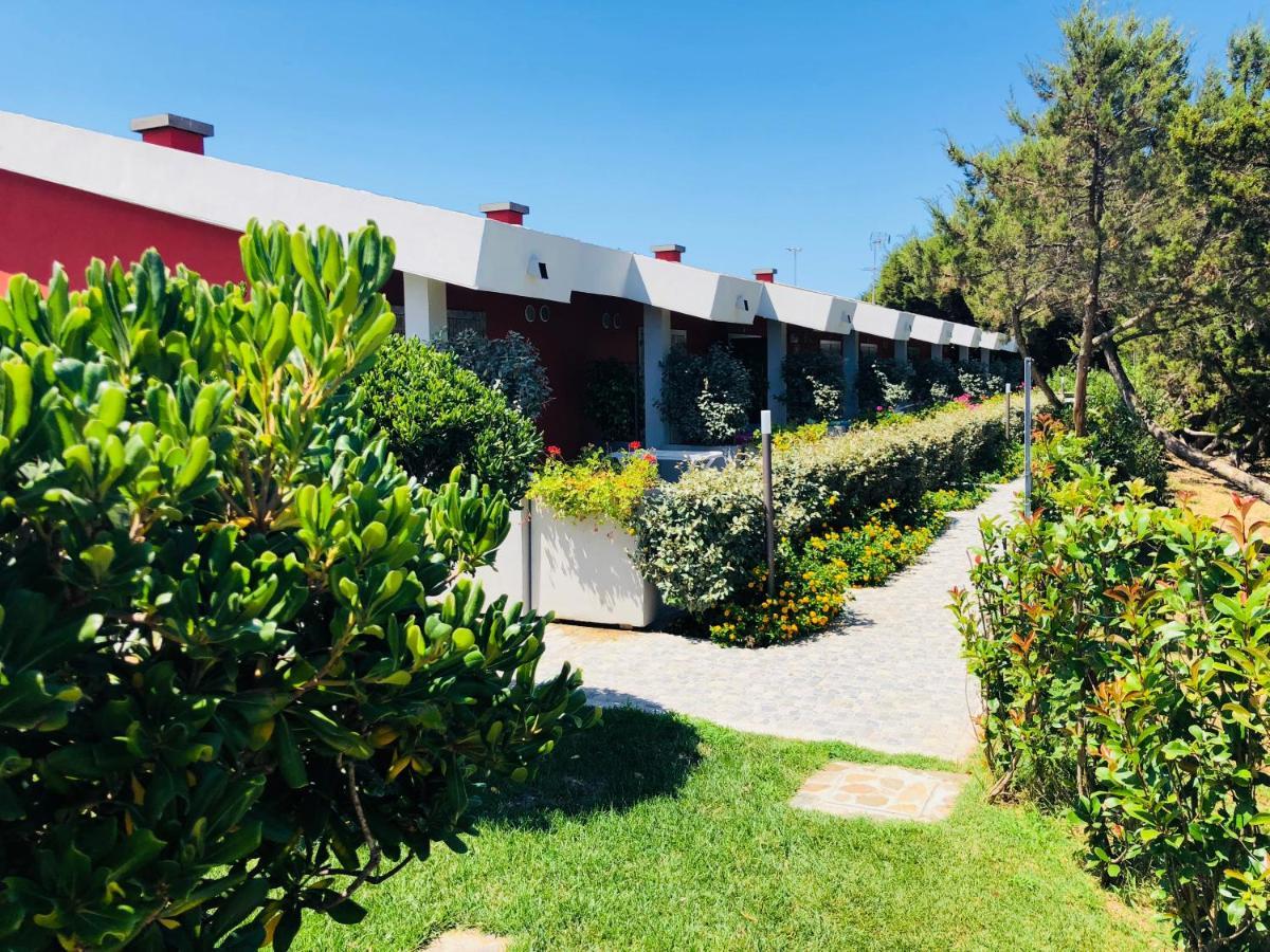 Club Esse Sporting Hotel Stintino Exterior photo